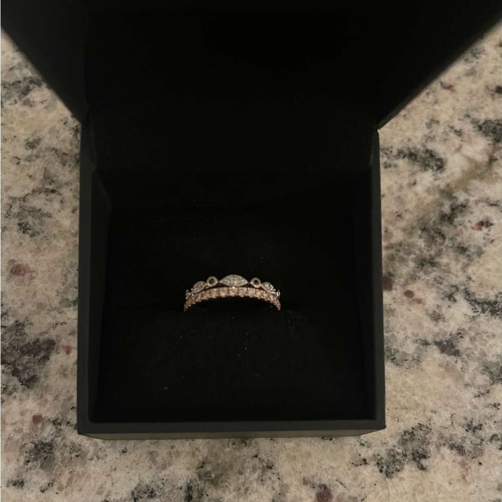 Kay Jewelers Two-Toned White and Rose Gold Ring Diamonds and Garnet